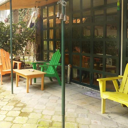 Gardens In Vake, Tbilisi Hotel Bagian luar foto