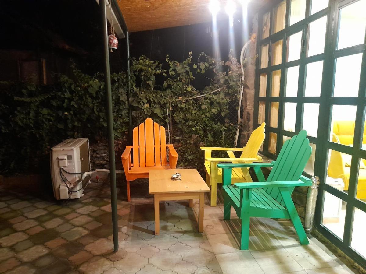 Gardens In Vake, Tbilisi Hotel Bagian luar foto